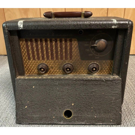 Radio de coleccion tubos al vacio portatil Steward Warner