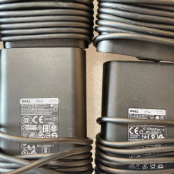 Cargador Dell de 65W 19.5V 3.34A con conector grande y cable de alimentación